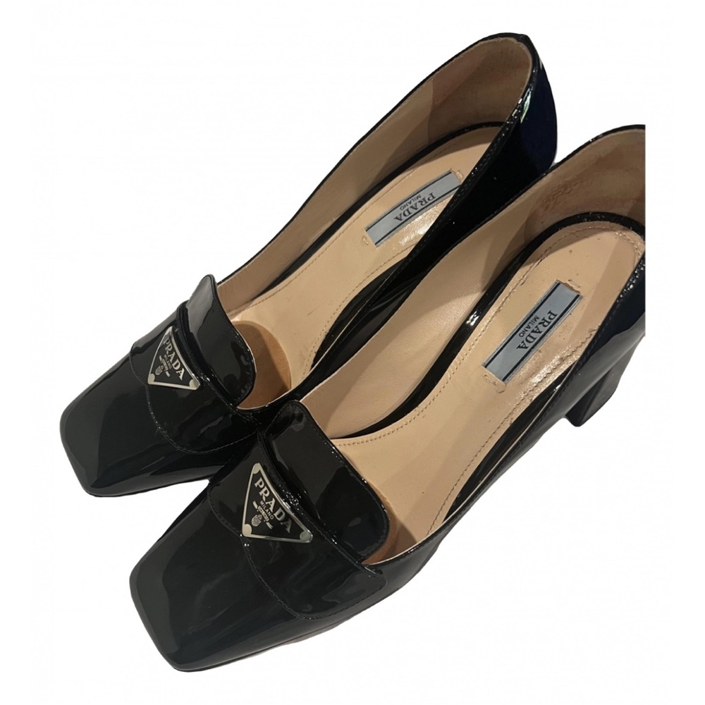 Prada patent black leather heels